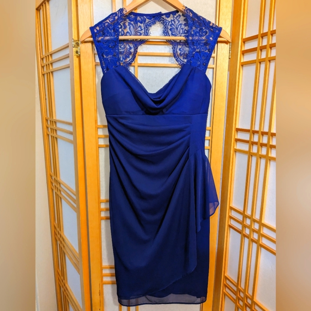 Scarlett Dress with Lace - Size 2 - Like New